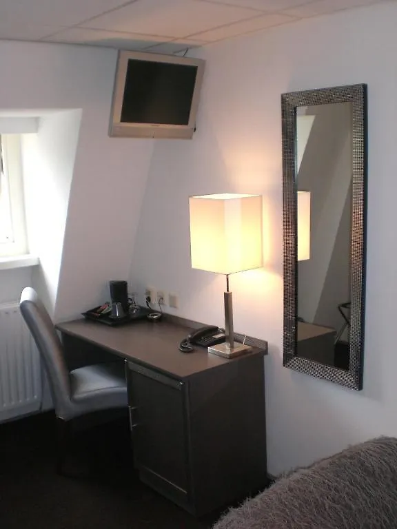 Hotel One Róterdam 4*,  Países Bajos